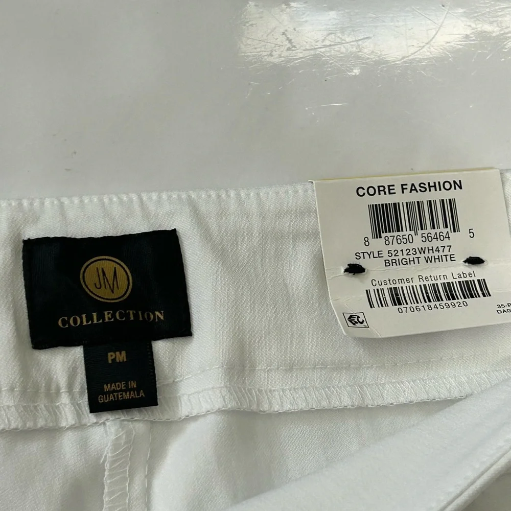 NEW NWT JM Collection Bright White Capri Pants Button Detail Size Petite Medium - Picture 3 of 7